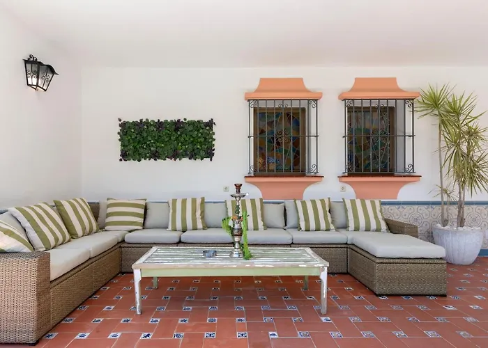 Villa Giovanni - Marbella Center - Heated Pool