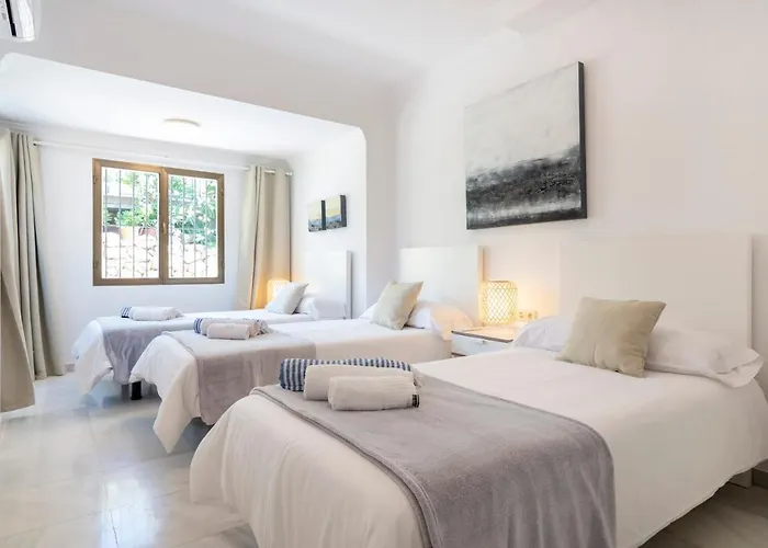 Villa Giovanni - Marbella Center - Heated Pool